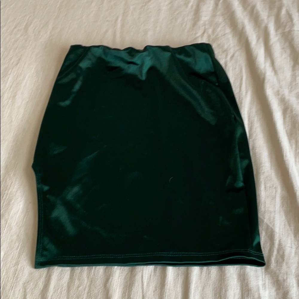 Silky Green Mini Slit Skirt